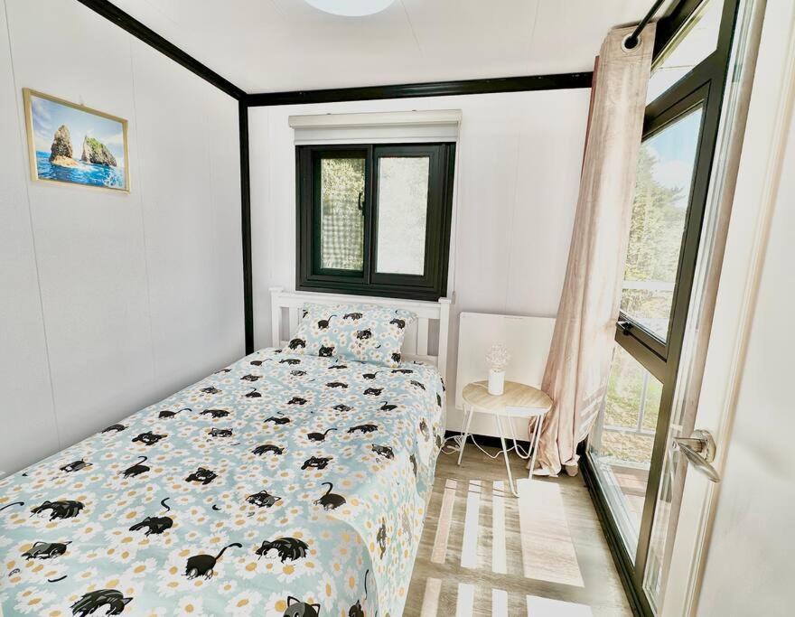 2 Bedrooms Cabin 5 Min To Pukekohe Town Centre Екстер'єр фото